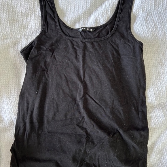 Maternity clothes - Picture 2 of 5